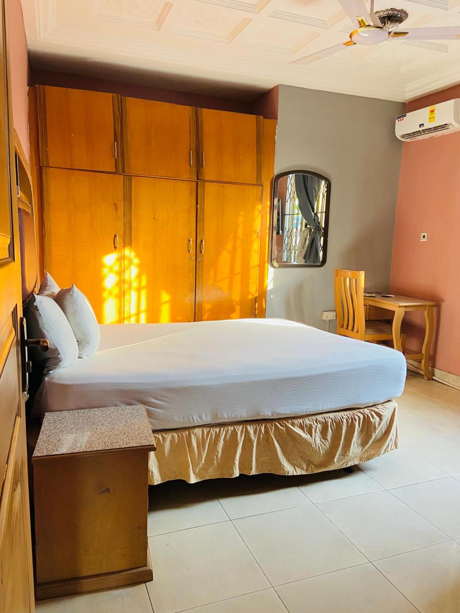 Heaven Gate Hotel Accra Exteriér fotografie