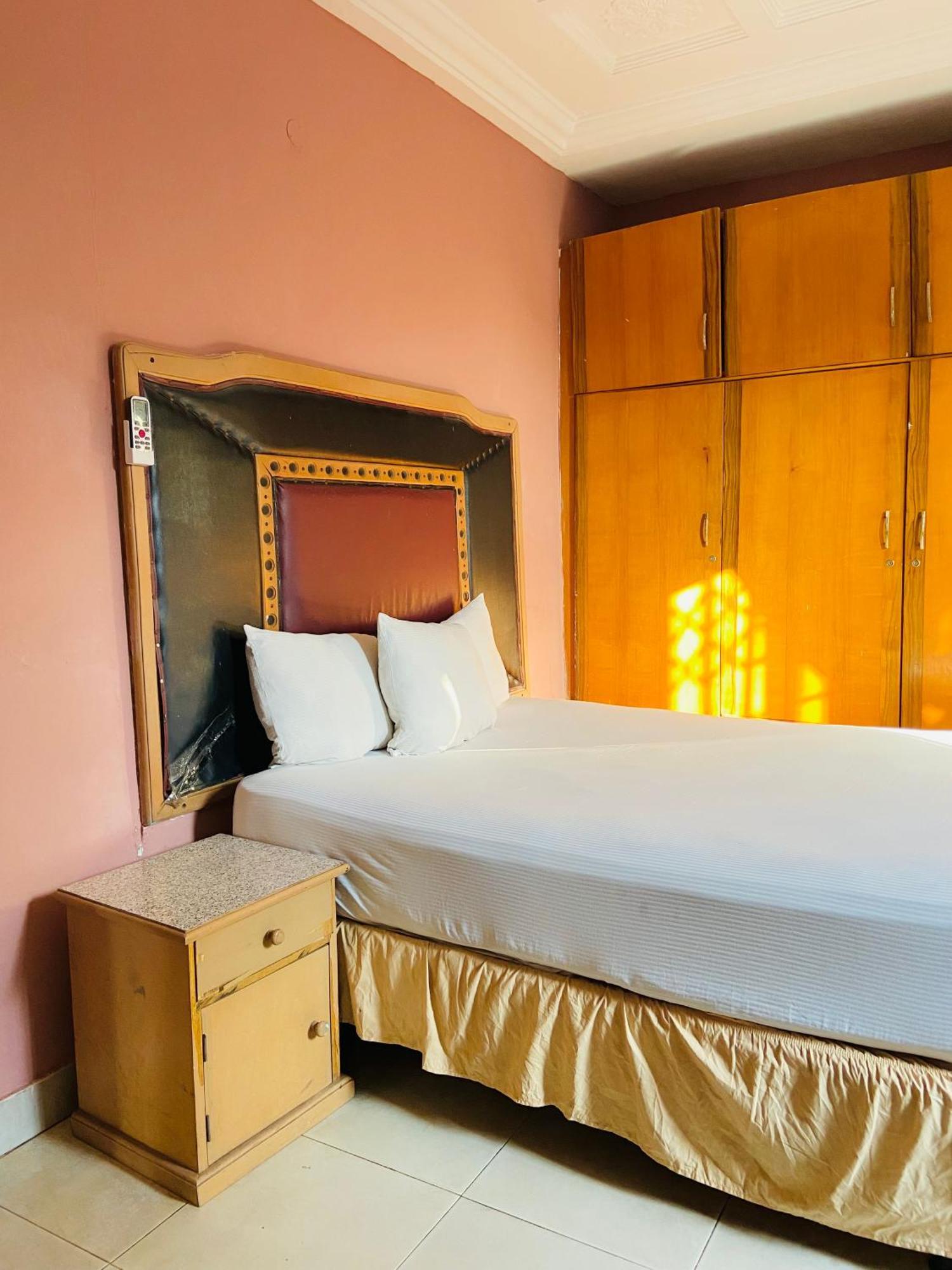 Heaven Gate Hotel Accra Exteriér fotografie